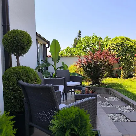 Guest house къща симона