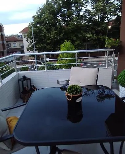 къща симона 게스트하우스 3*