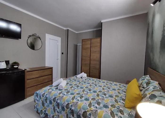 къща симона 게스트하우스 3*